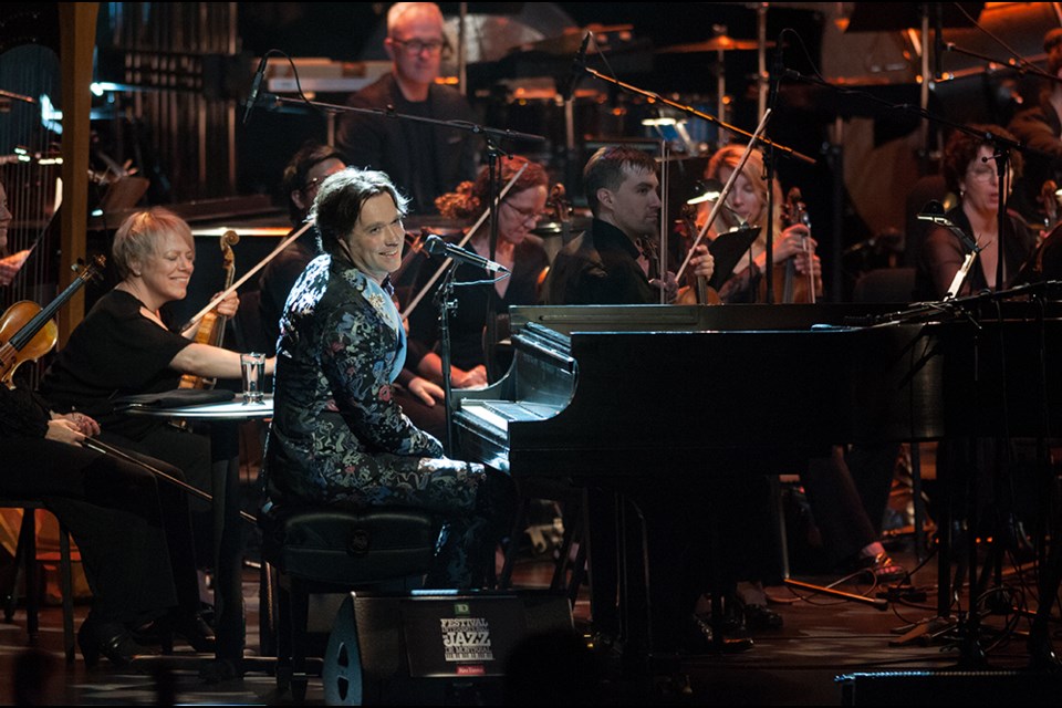 Rufus Wainwright performing at the 2016 Montreal Jazz Festival. Photo Denis Alix