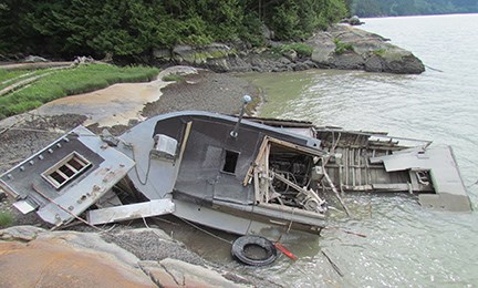 Boats at Darrell Bay.