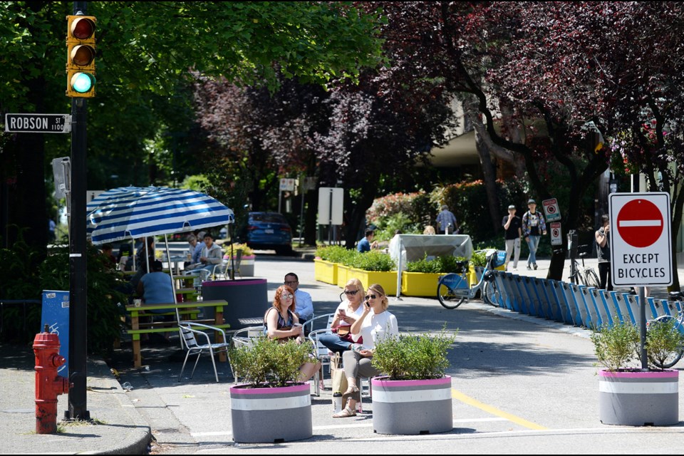 The new plaza on Bute at Robson Street. photo Jennifer Gauthier