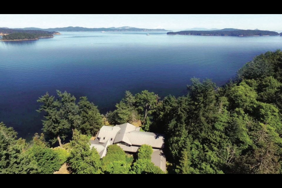A secluded, Asian-designed home on Canada's picturesque Salt Spring Island offering panoramic ocean and mountain views will sell to the highest bidder at auction through leading global auction firm Concierge Auctions.