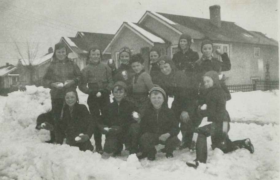 A group of boys who grew up together in Sapperton playing in the snow (approx. 1939): Back row (l-r): Norman Bradford, Bill Purser, Bob Hodge, Jim Sayer, Mervin Angel, Keith Bennete, Digby Turney, Alfred Angel. Front row: Bill Emerton, Stan Potter, Ron Pousette, Linden Sayer.