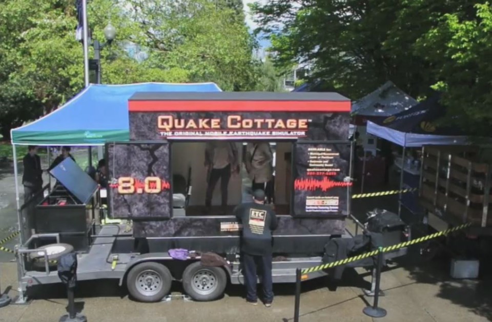 quake cottage earthquake simulator