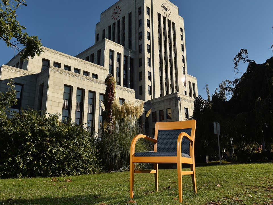 city hall seat