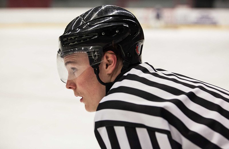 Hockey ref