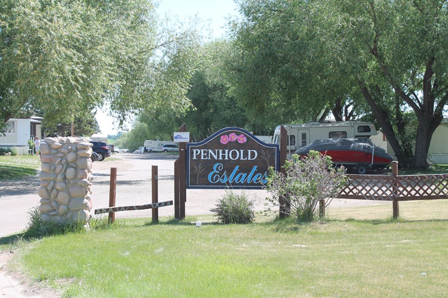 penhold estates