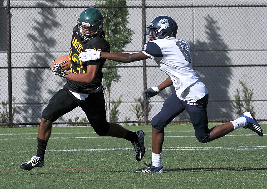 Argyle’s Devin O’Hea shows his football skills during a game against G.W. Graham earlier this season. The former Whitecaps prospect left the program so he could be a multi-sport athlete. photo Paul McGrath, North Shore News