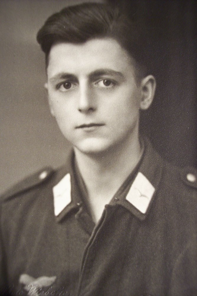 Helmut Lemke