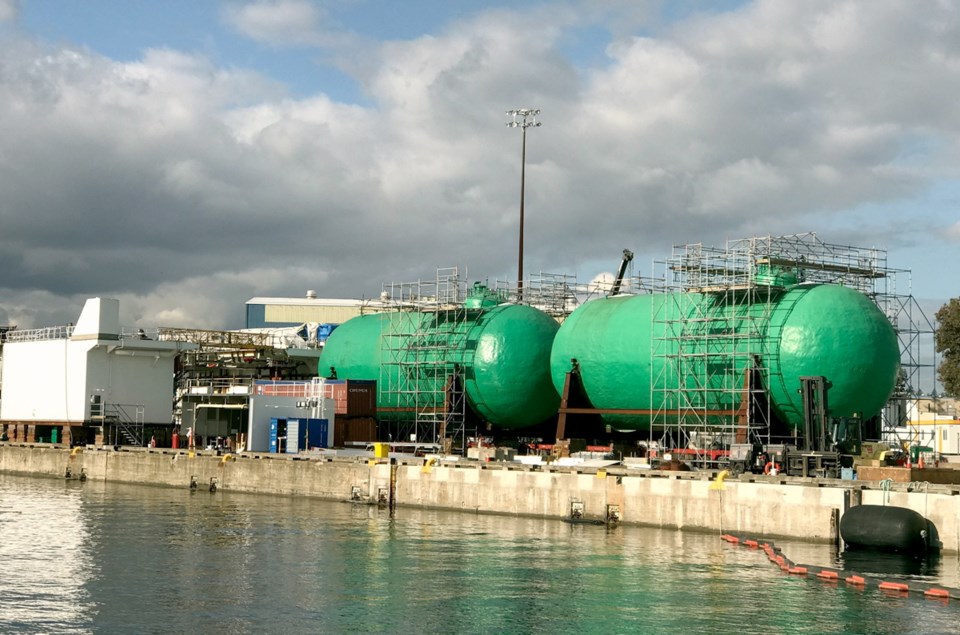 Tote LNG tanks-1.jpg