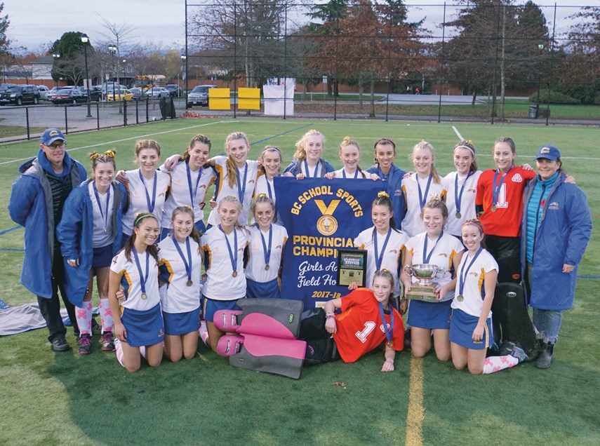 The Handsworth Royals show off their provincial championship banner following their shootout win over Kelowna in the AAA final. photo supplied