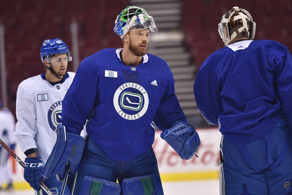 Anders Nilsson at practice taps in for Jacob Markstrom