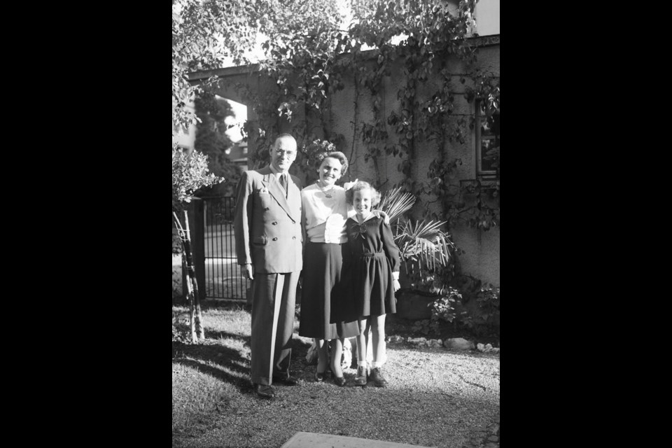 A family photograph, dated autumn 1949, of Swiss diplomat Carl Lutz, his new wife, Magda Grausz, and stepdaughter, Agnes Hirschi, in Bern, Switzerland. Lutz rescued the Jewish mother and daughter during the Second World War and later married Grausz.