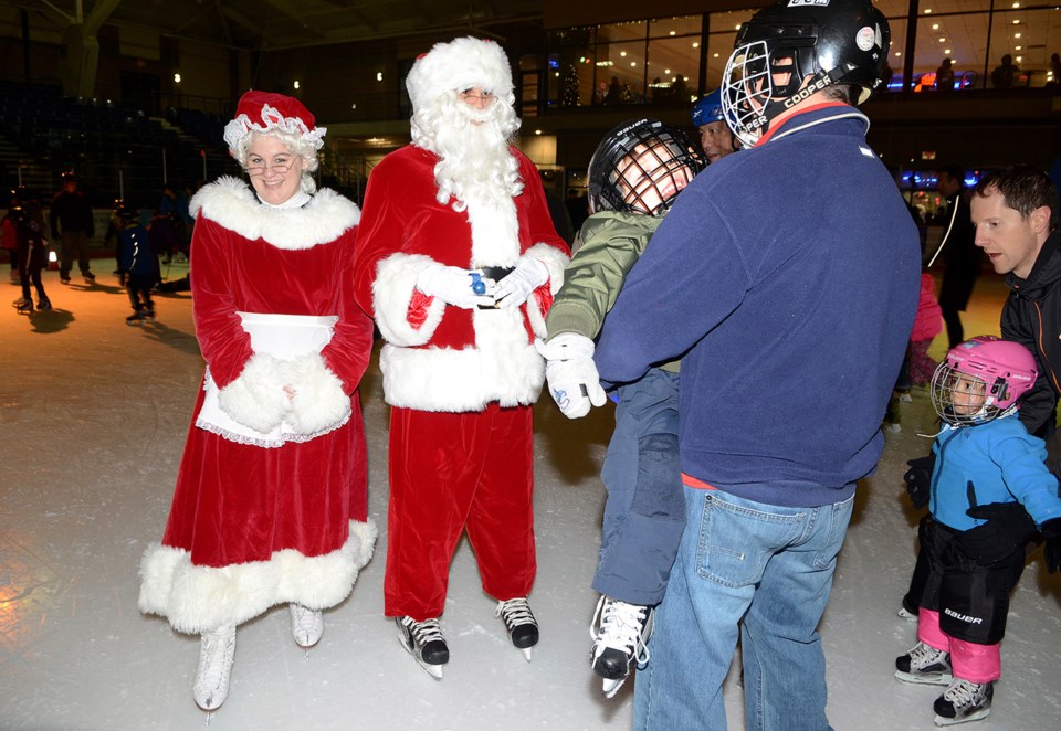 Christmas skate, Santa Claus, Bill Copeland Arena