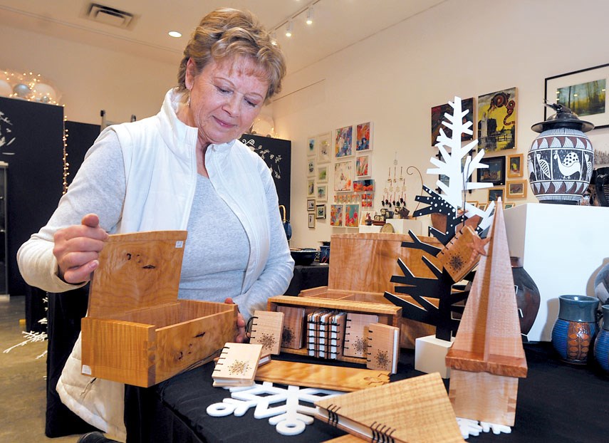 winter gift gallery