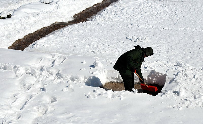 Snow shovelling