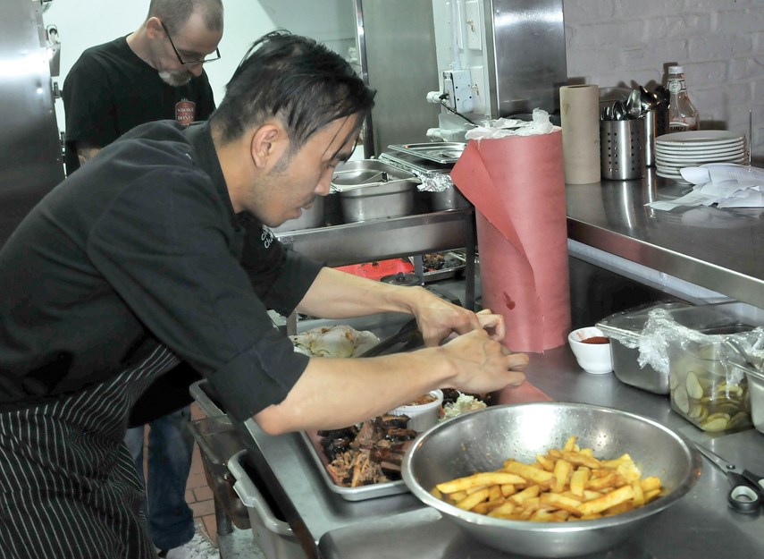Award-winning barbecue joint Smoke & Bones BBQ brings its low and slow philosophy of cooking to a new Marine Drive location in North Vancouver.