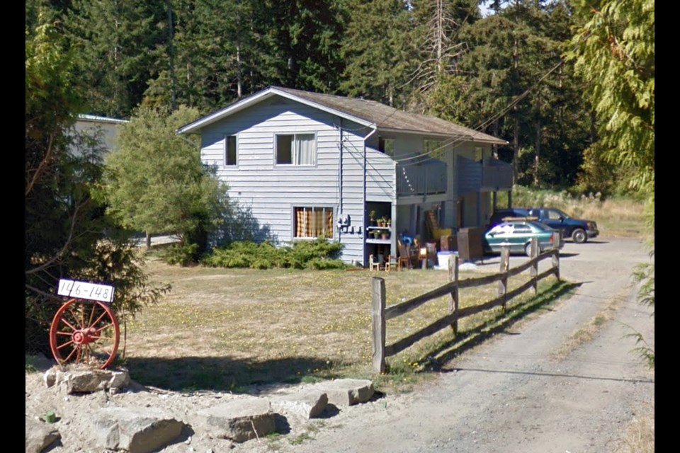 146-148 Maliview Dr. on Salt Spring Island. Photograph by Google Street View