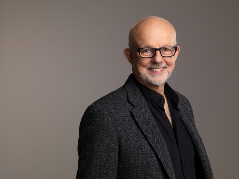Christopher Gaze