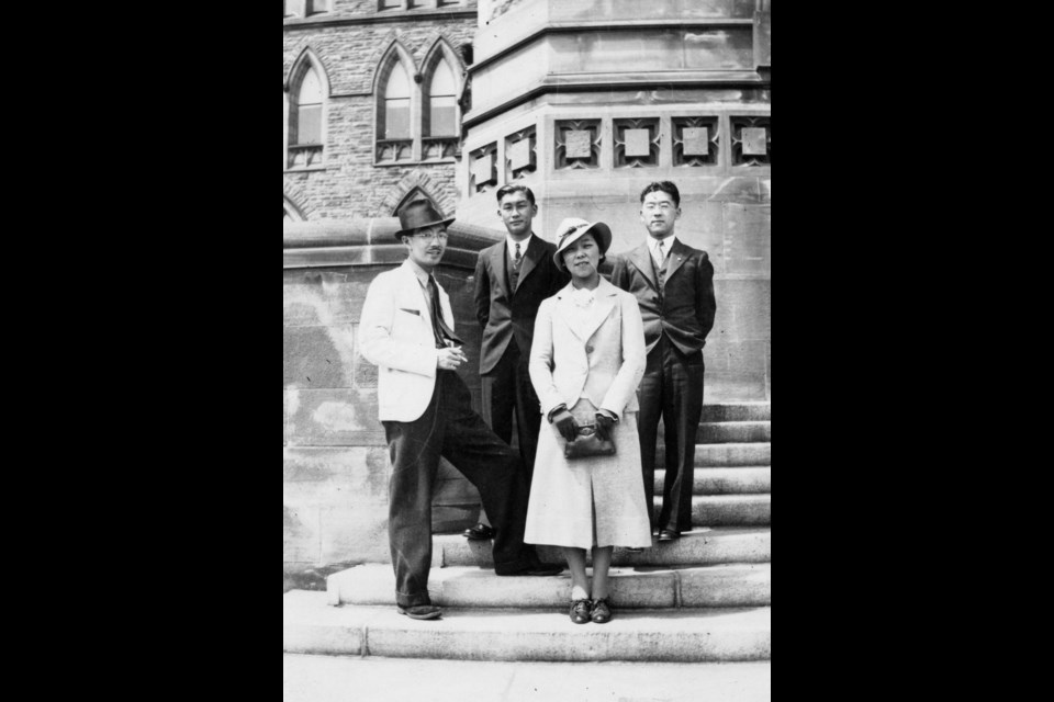 Left to right, Samuel Hayakawa, Minoru Kobayashi, Hide Hyodo Shimizu and Edward Banno at Parliament to campaign for voting rights in 1936. Nikkei National Museum