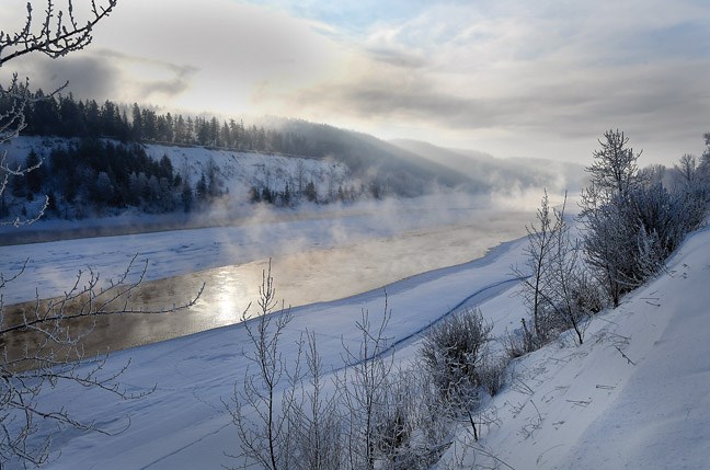 A cold morning view of the Fraser River Thursday morning. Citizen photo by Brent Braaten Jan 12 2017