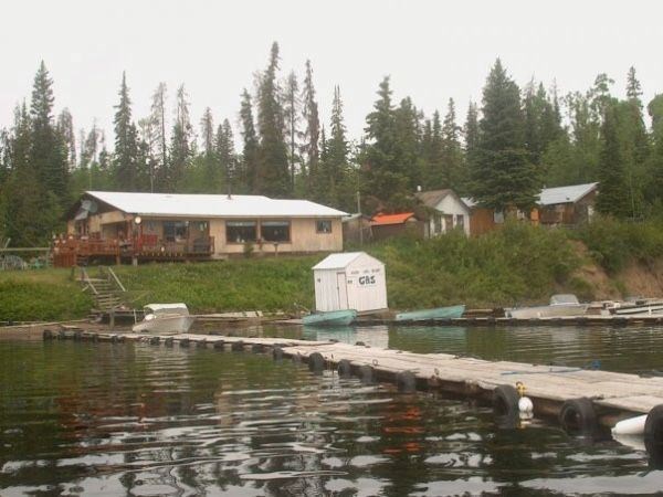 fishing-resort-fire.09_1820.jpg