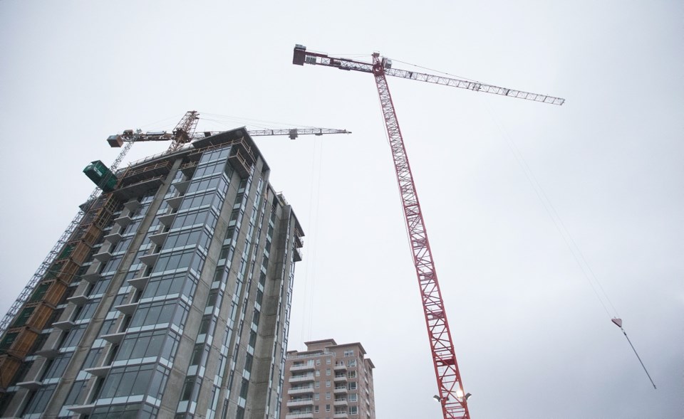 Photo - Construction cranes generic