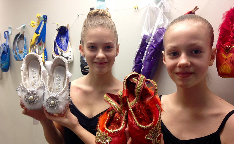 Bid on ballet pointe shoe art Tri City News