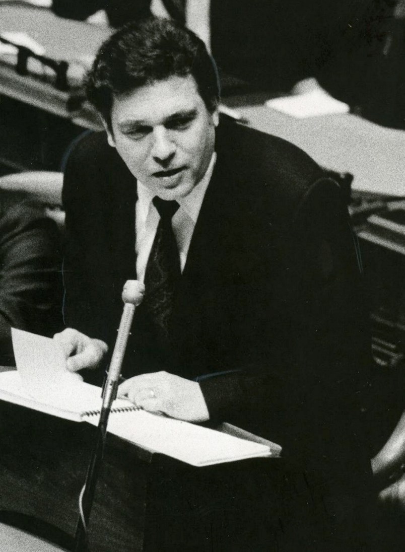 Former B.C. premier Dave Barrett