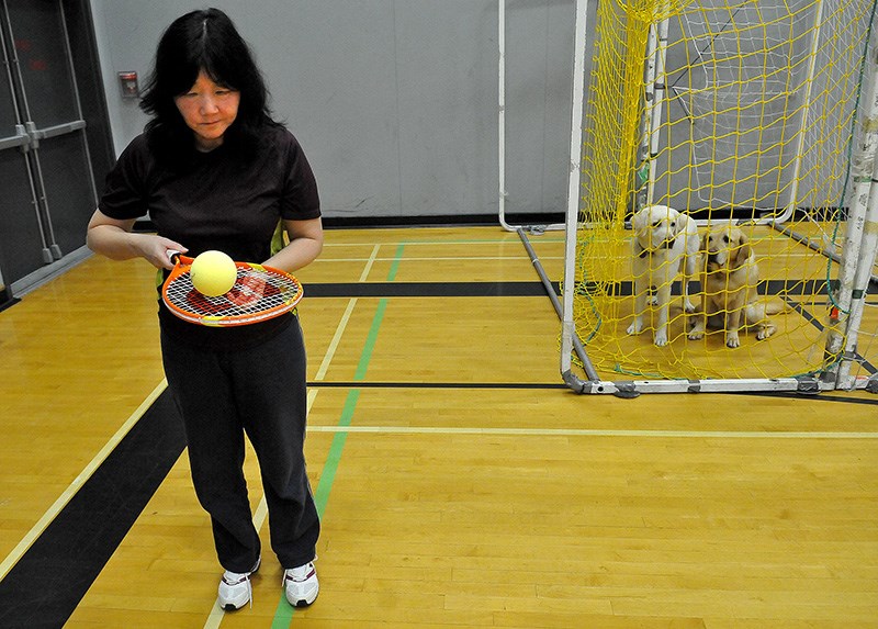 Blind tennis