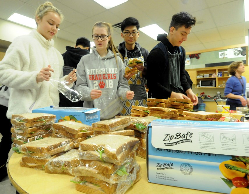 Sutherland student make lunches