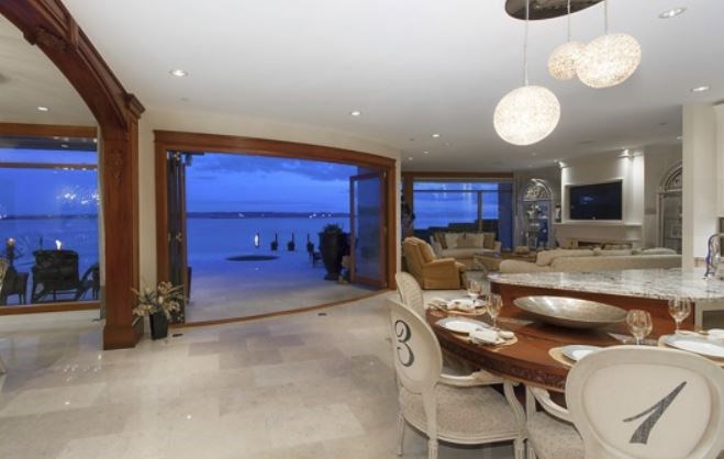West Van oceanfront $20m living room