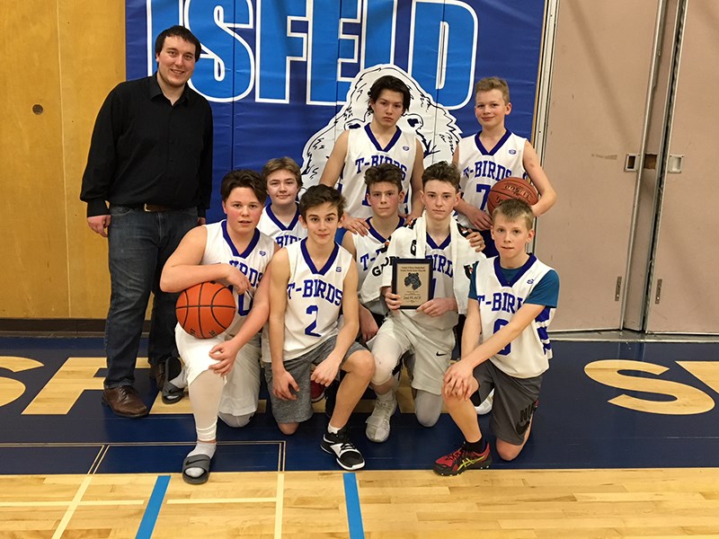 Brooks Secondary School grade eight basketball team