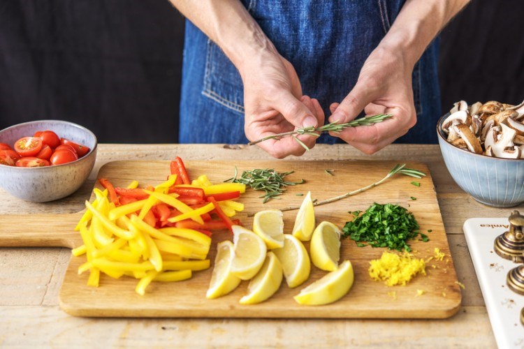 Today’s special: dinnertime disruption through meal kits_1