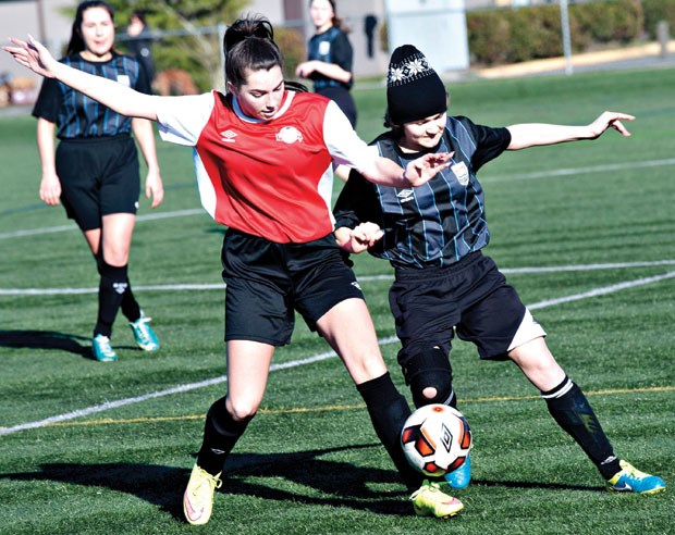 U18 South Delta Storm capped their youth soccer careers in style by winning the South Fraser District Cup thanks to a 4-1 triumph over the Surrey United Thunder.