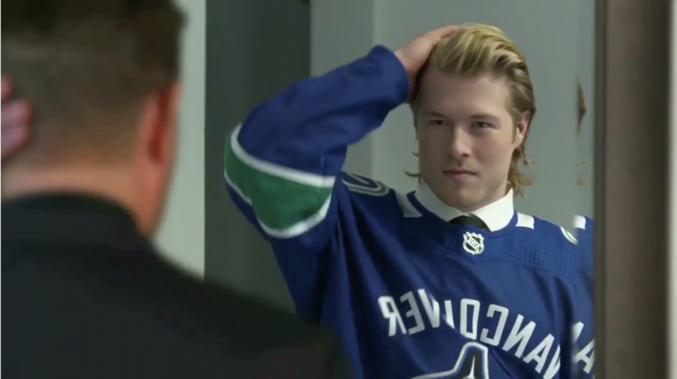 Brock Boeser shows up at the 2018 Juno Awards