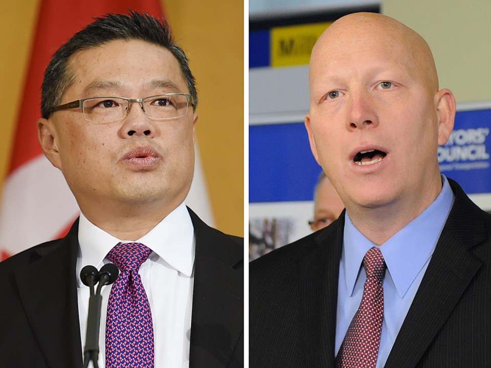 According to columnist Mike Klassen, the recent actions of Metro 鶹ýӳboard chair Greg Moore (r