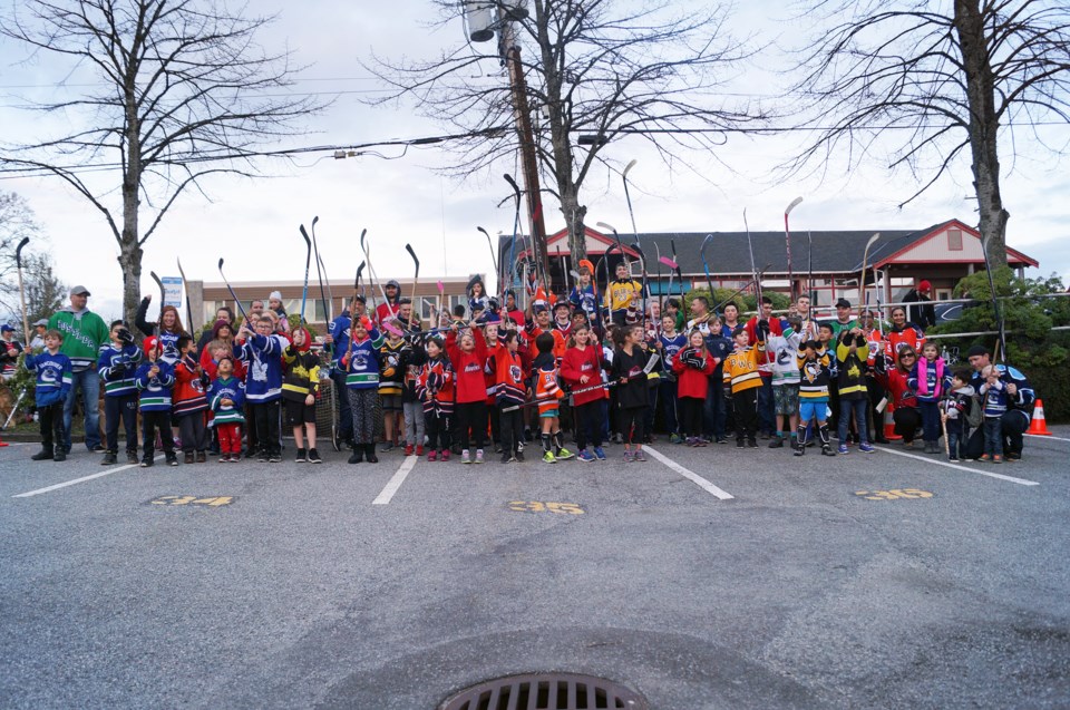 Game on! Street hockey game honours Broncos in best way possible_0