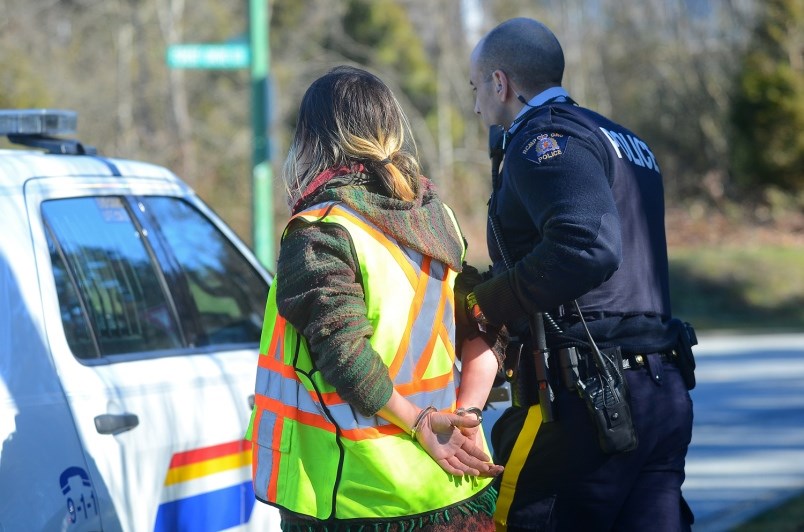 kinder morgan pipeline arrest