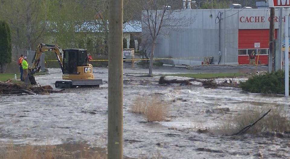 cache-creekflood.jpg