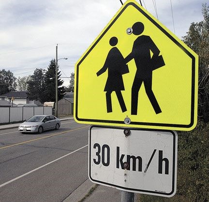 school-zone-drivers.03_5220.jpg