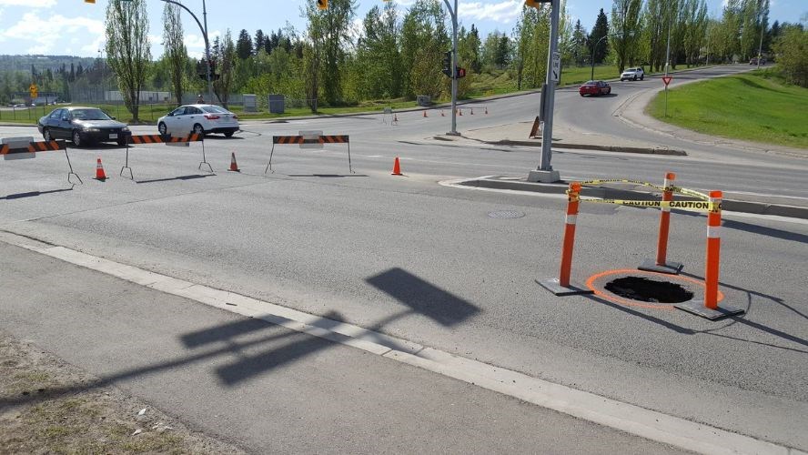 sinkhole.16_5152018.jpg