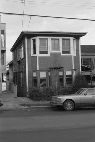 The Takehara/Yada Apartments at 1017 West 7th Avenue. City of Vancouver Archives COV-S639-2-F46- CVA