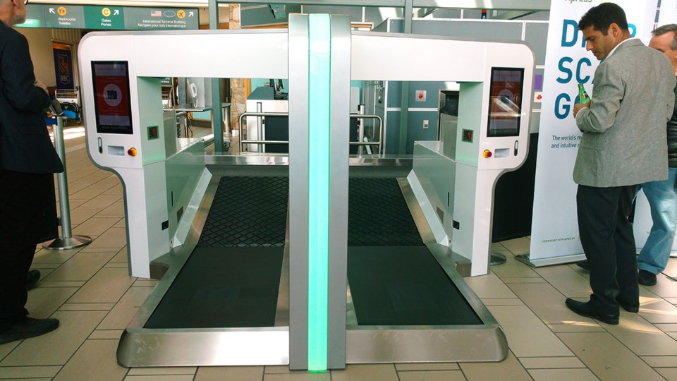 YVR automated luggage