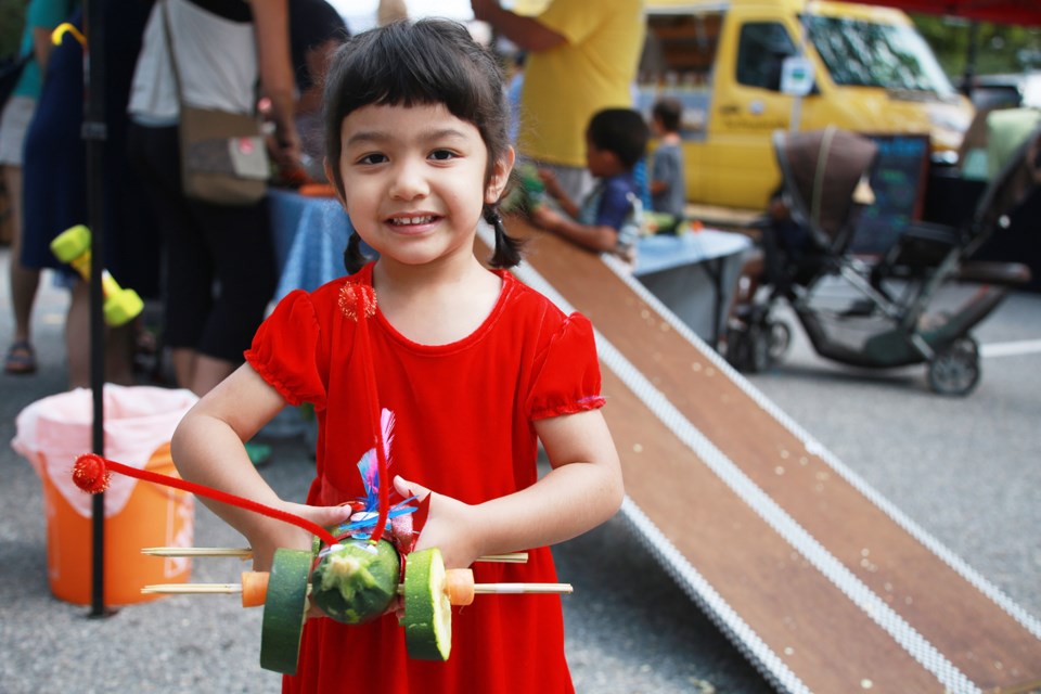 zucchini races, Burnaby Farmers Market