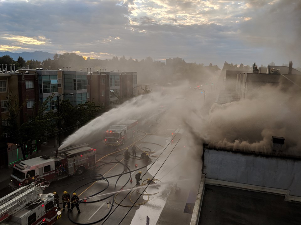 Topanga Cafe fire