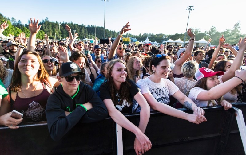 Photo - rock the shores