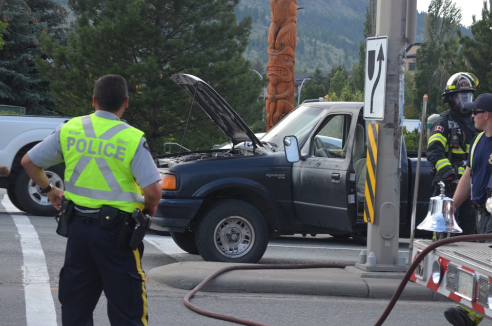 truck fire1