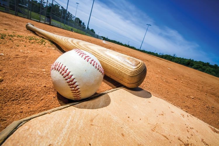 SPORT-softball-girls_718201.jpg