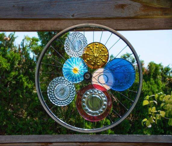 Garden sun catcher. Photo: Lynda Pasacreta