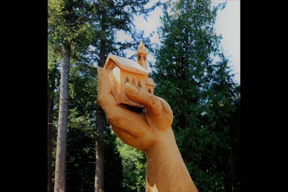 A wedding carving for the happy couple done by Jesse Toso.