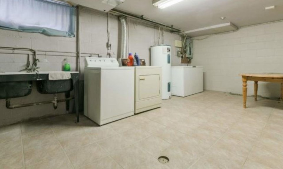 Rob Ford home basement laundry room